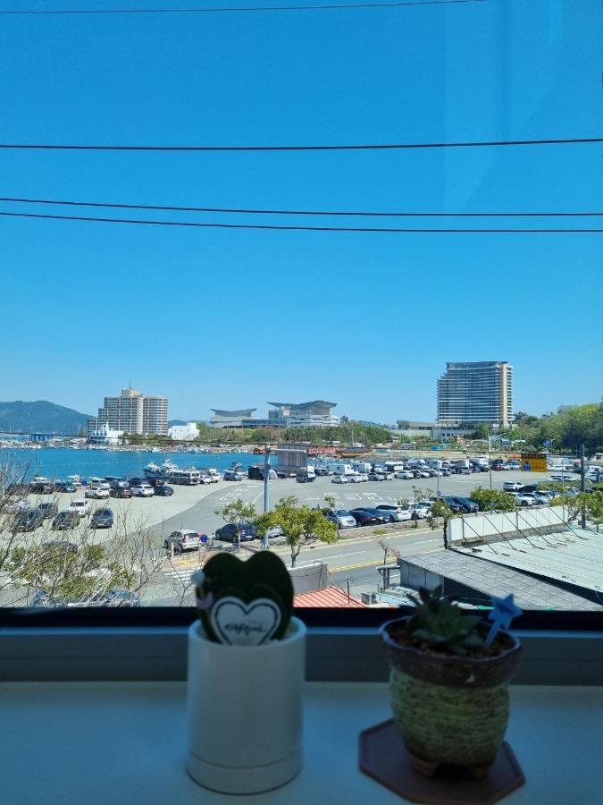 Laon On 37 Bed & Breakfast Tongyeong Dış mekan fotoğraf